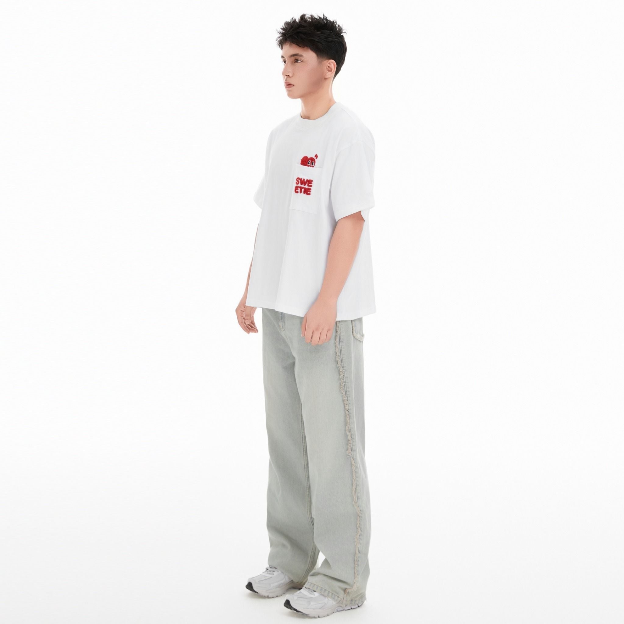 SWE Peeking Pocket Boxy Tee