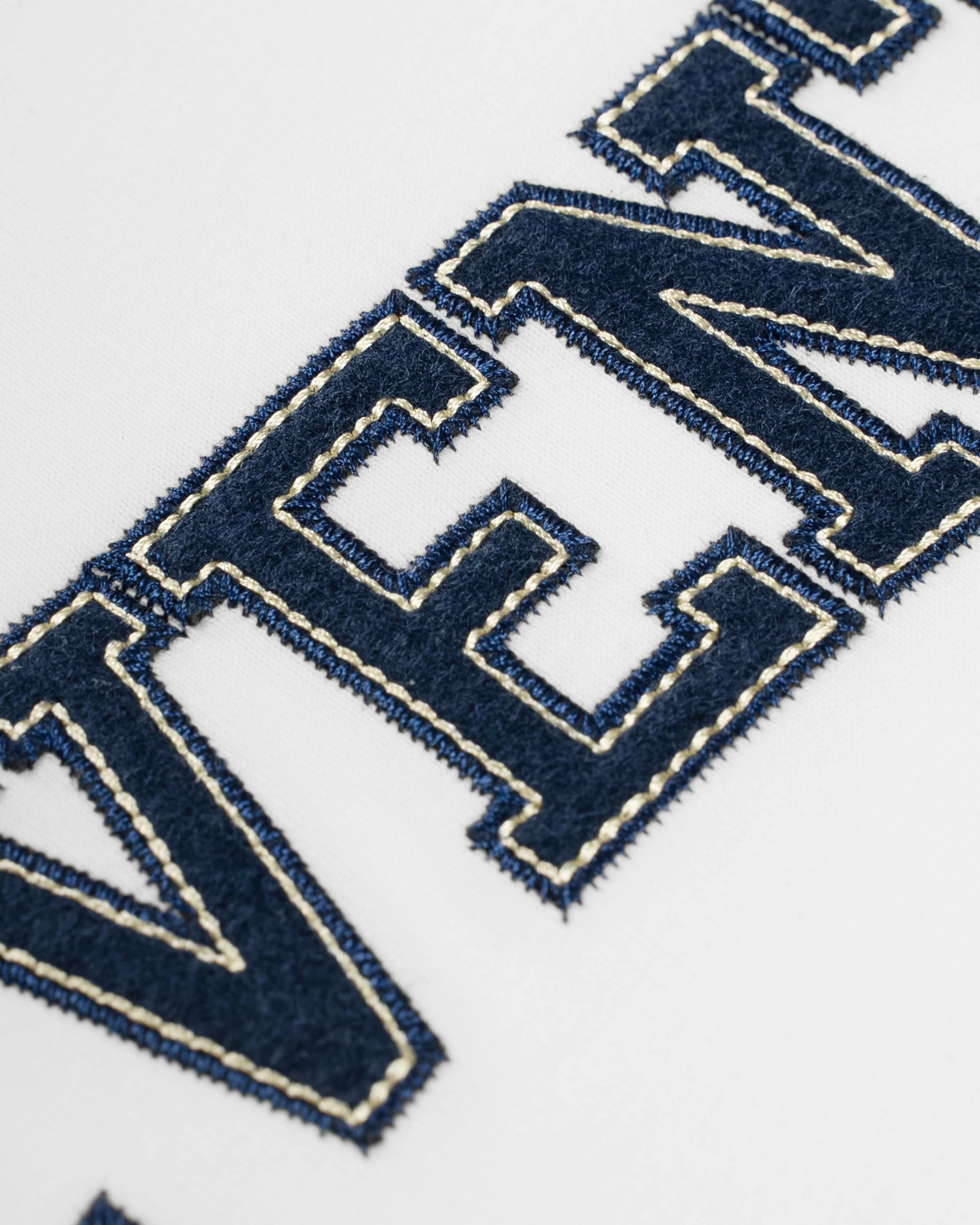 Levents® Seasonal Long Sleeve Boxy Tee